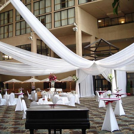Doubletree By Hilton St Paul Downtown Hotel Saint Paul Restoran gambar